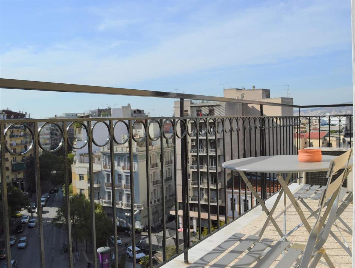 Vintage, Spacious Apartment In The Heart Of Athens! Exteriör bild